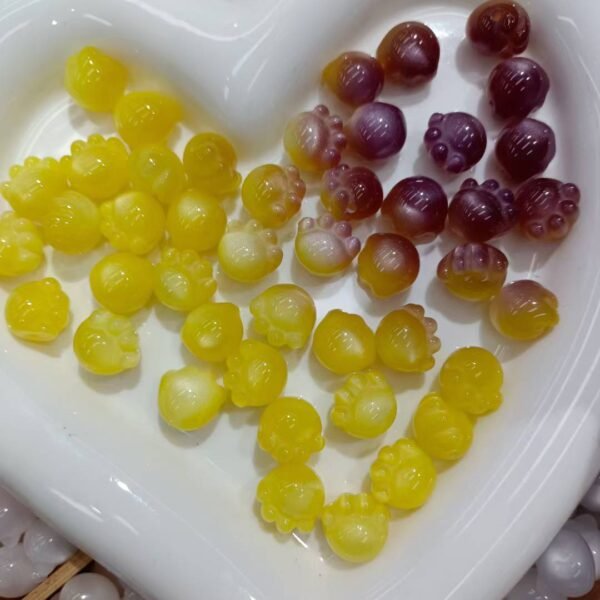 A07-3 Open Hole Color Shift Cat Claw Beads