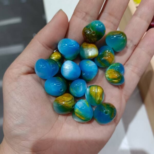 A08-5 Two-tone Shimmer Heart Beads