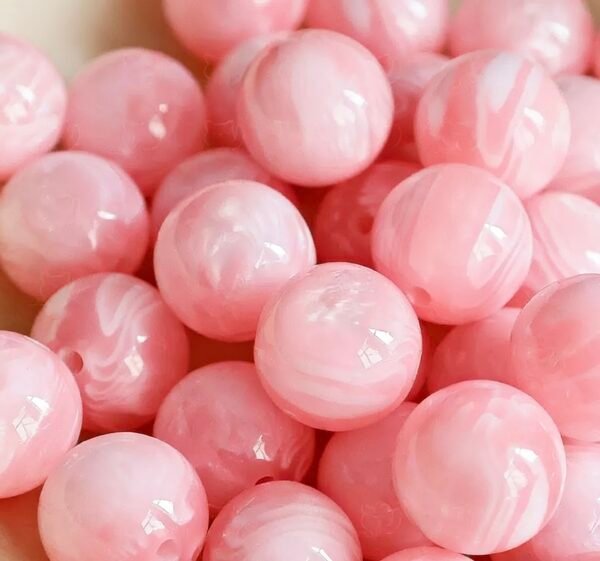 Dreamy Flowing Shimmer Beads