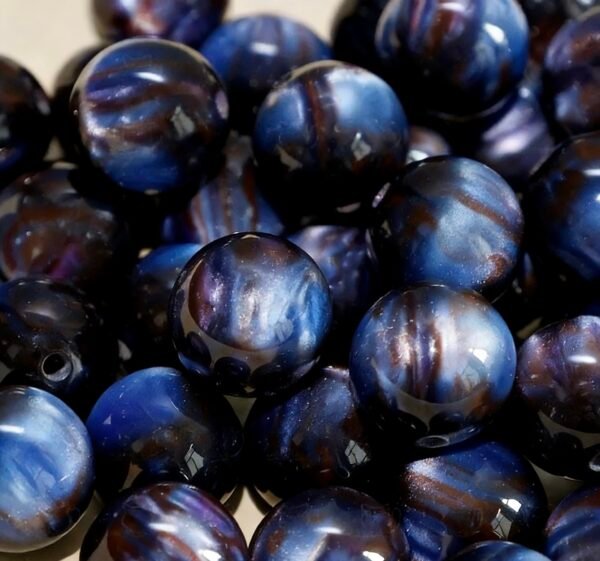 Dreamy Flowing Shimmer Beads