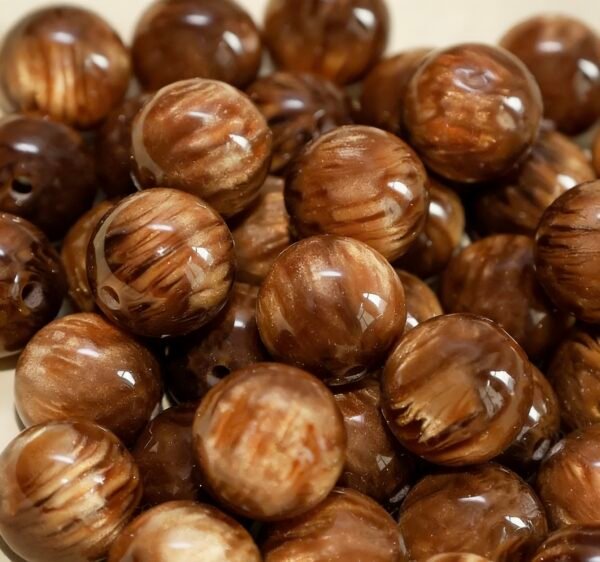 Dreamy Flowing Shimmer Beads