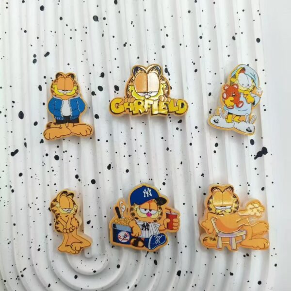 A49 3D Embossed Open Hole Garfield