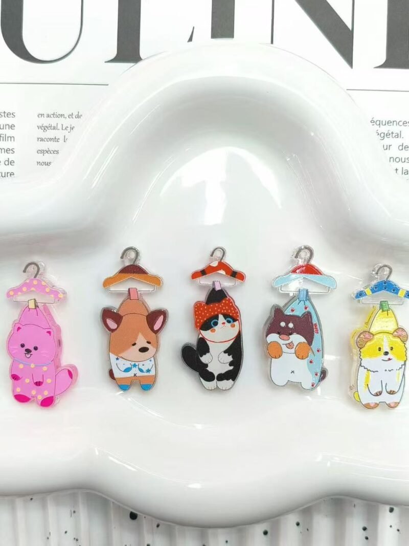 A59 3D Embossed Hanging Hole Pet