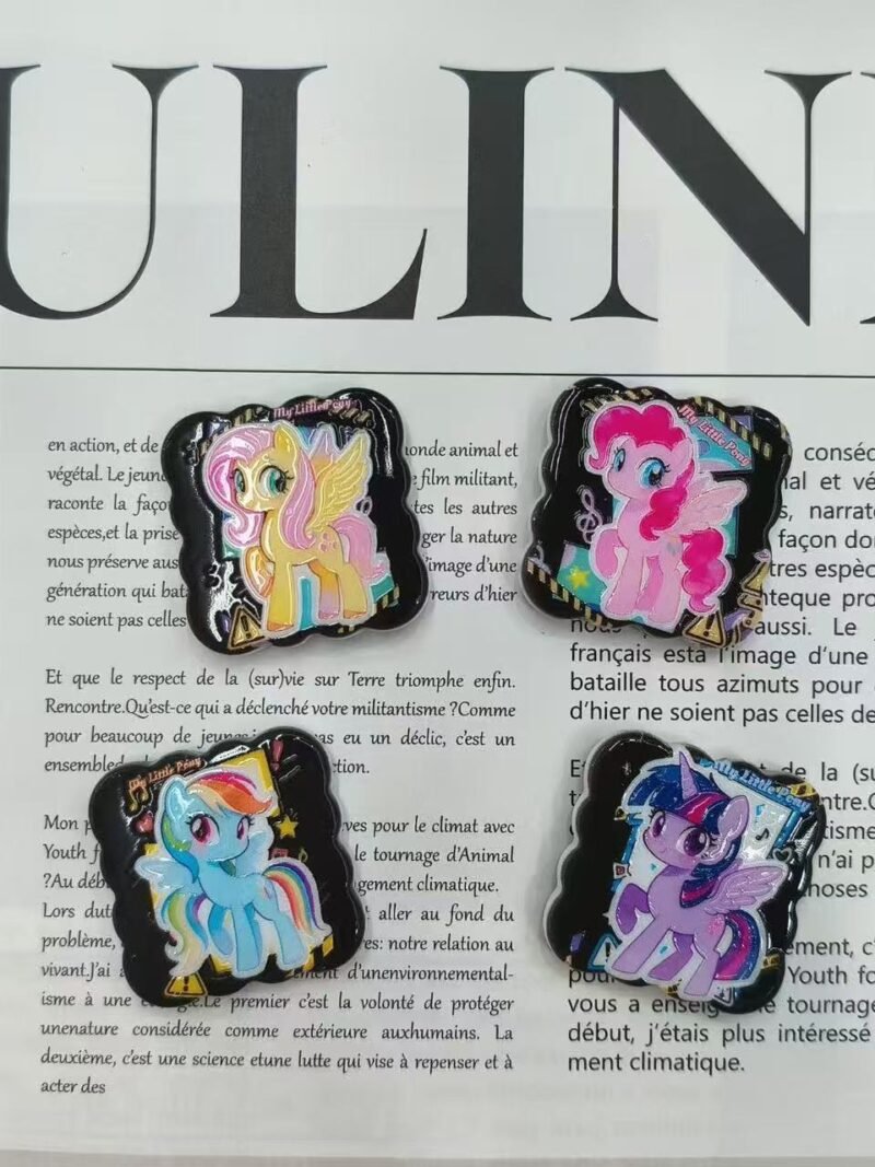 3D Embossed Open Hole Pony
