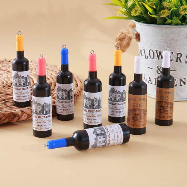 B11 Artificial Wine Bottle Pendant