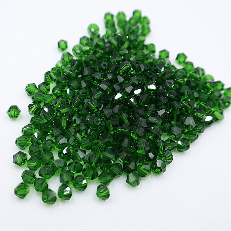 B57 Super Shiny Crystal Rhombus Beads - Deep Green