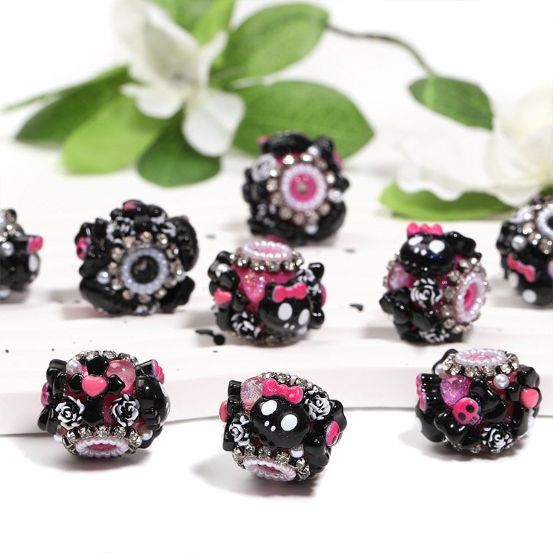 C82 Deluxe Ghost & Bow Beads