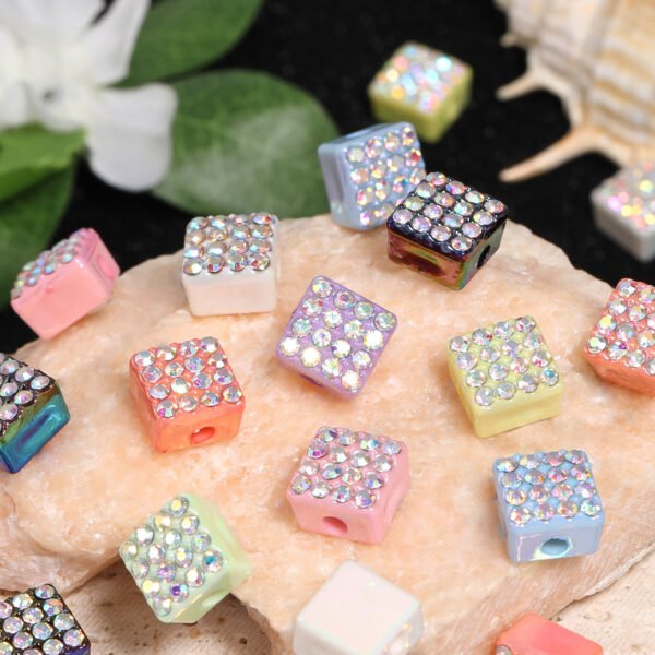 C90 Rhinestone Square Spacer Beads