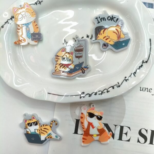 D40 3D Embossed Hanging-hole Working Cat