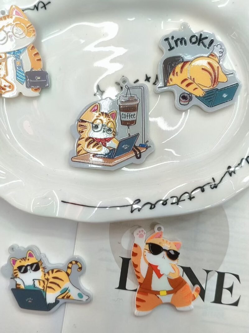 D40 3D Embossed Hanging-hole Working Cat