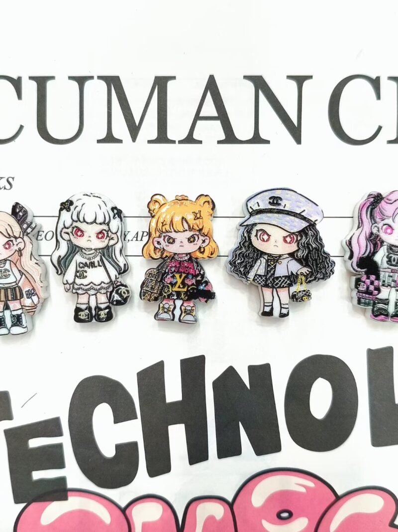 3D Embossed Through-hole Elegant Girl