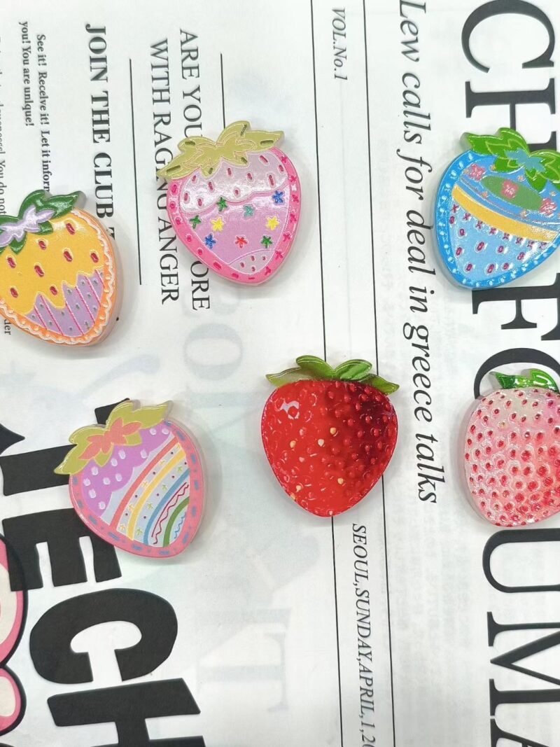 3D Embossed Through-hole Strawberry
