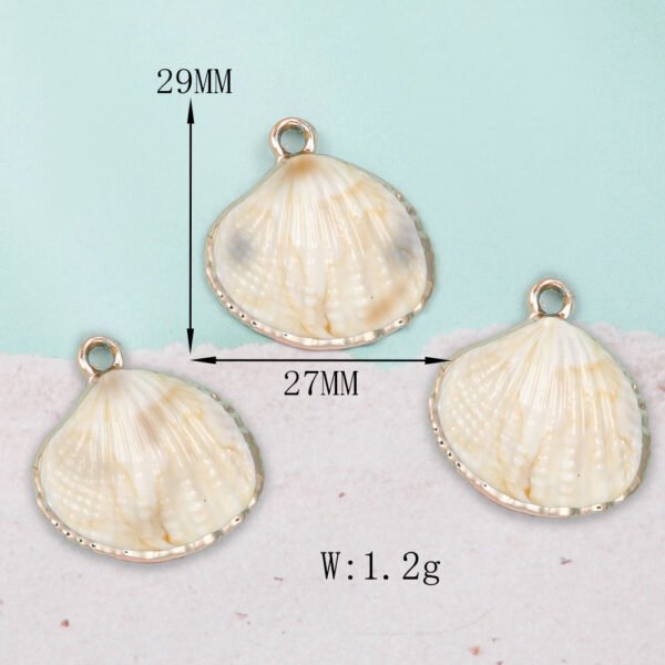 Natural Scallop Pendant