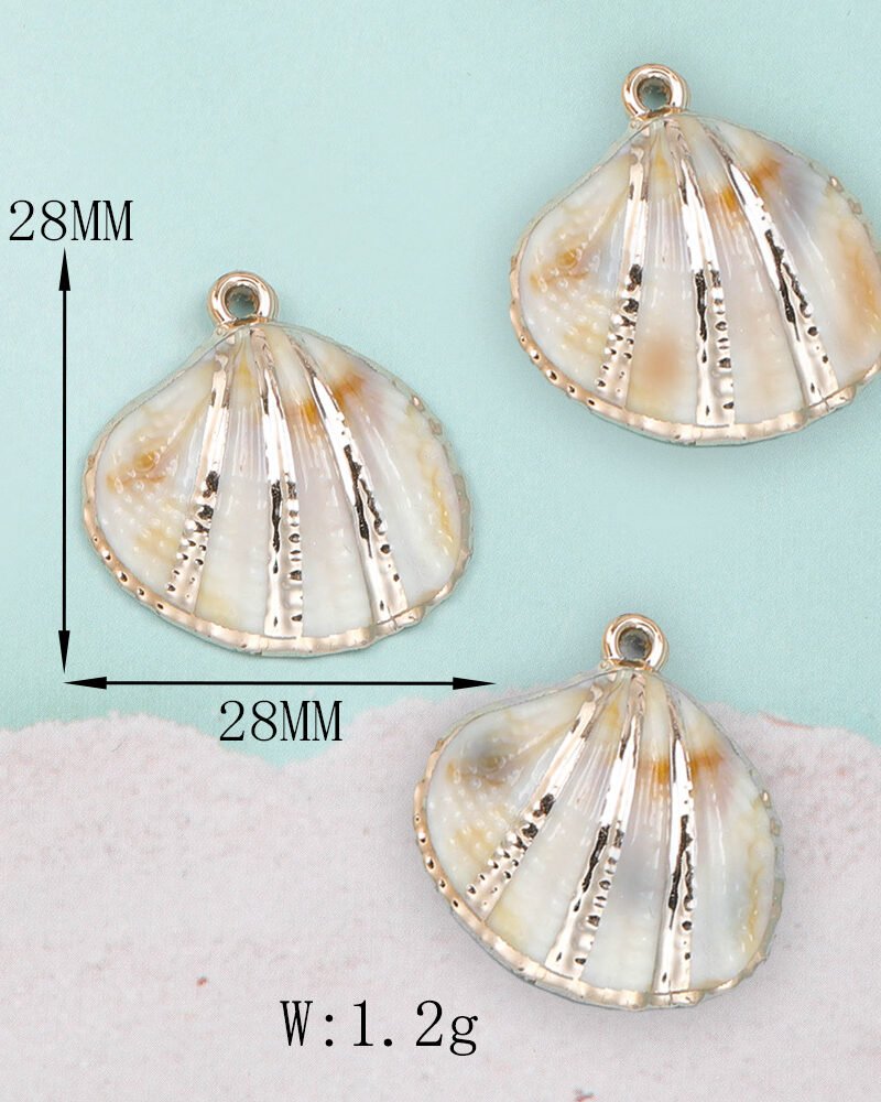 Gold-thread Round Fan-shaped Scallop Pendant
