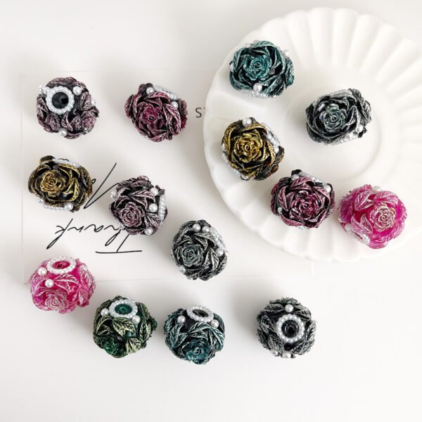 Heavy-duty Handcrafted Clay Rose Bead Balls
