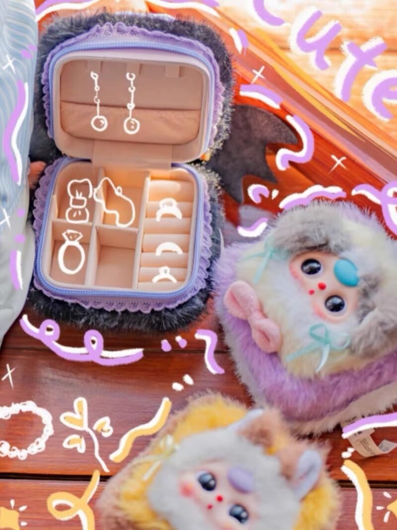 JC007-Baby Three - Plush Jewelry Box