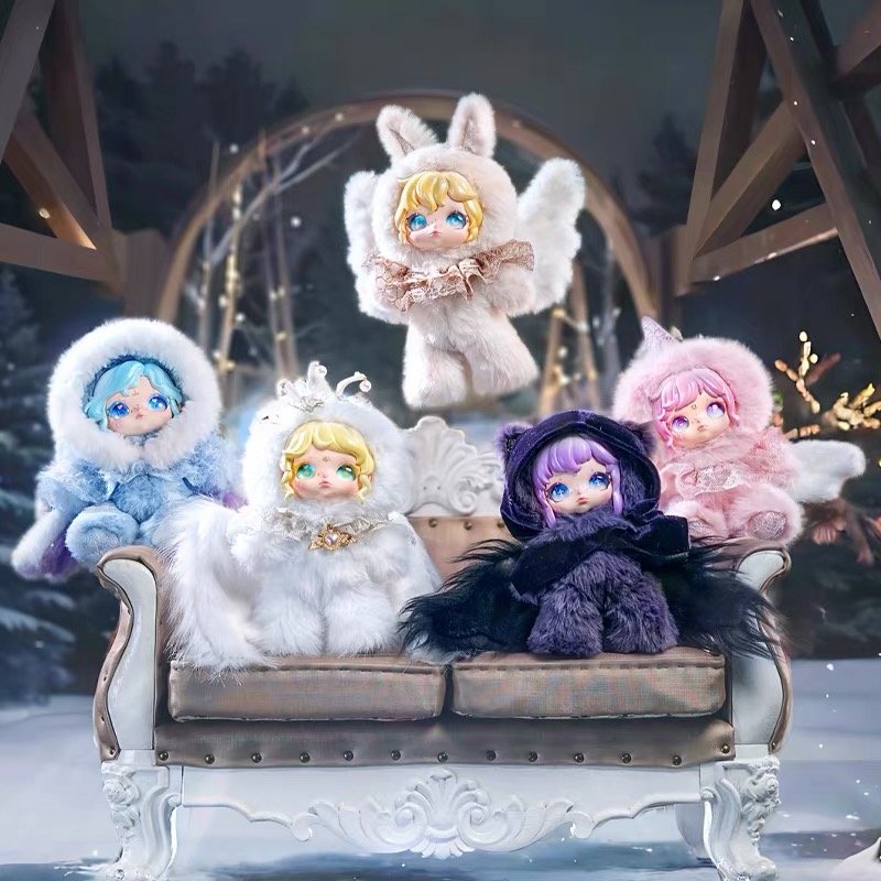 JC135 JC135-Aria Snow Whisper Vinyl & Plush Charm Blind Box