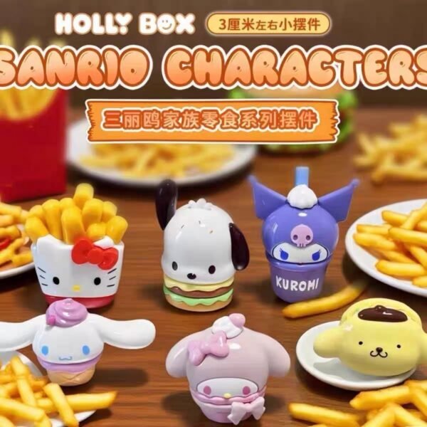 JC310-Sanrio Family Snack Ornament Blind Bag