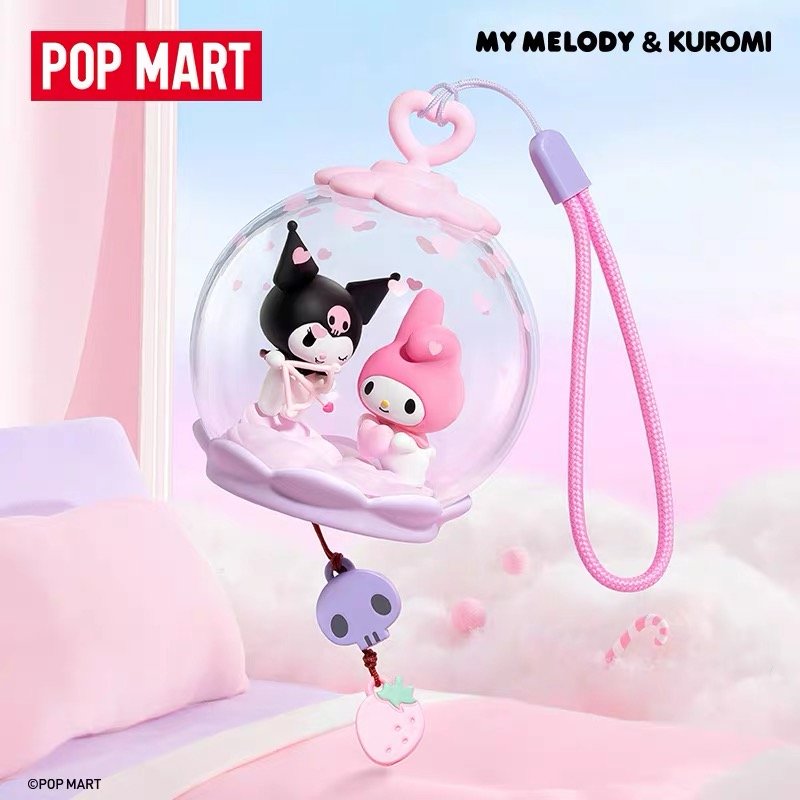 JC570-POP MART - Sanrio Family Sweet Dream Bubble House