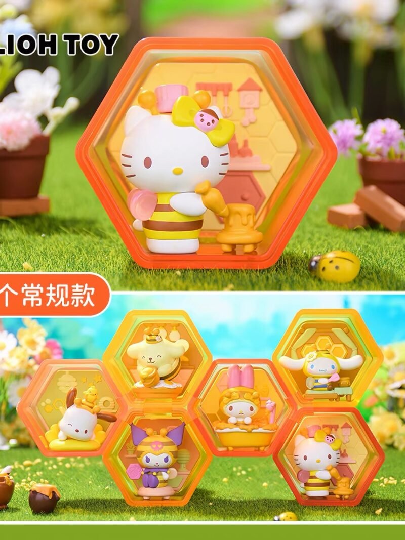 JC662 JC662-Sanrio Family Buzz Party