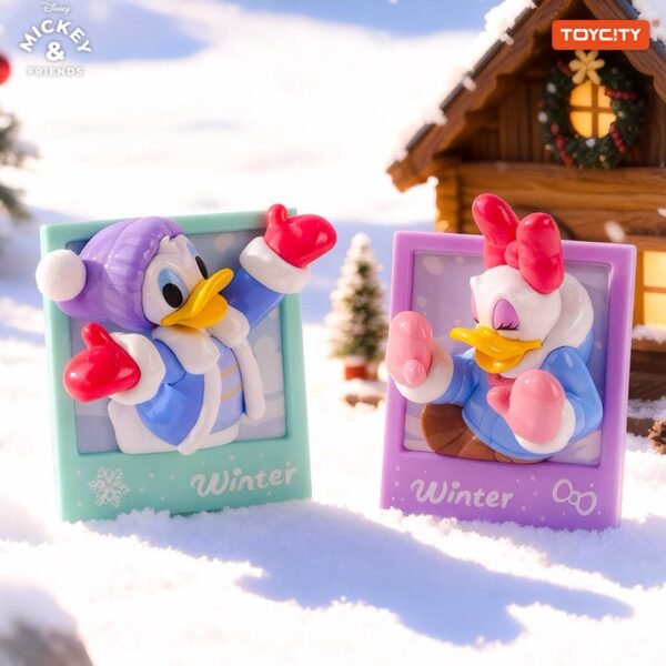 JC724-Laura x Mouse Family Winter Polaroid Magnetic Toy Blind Box