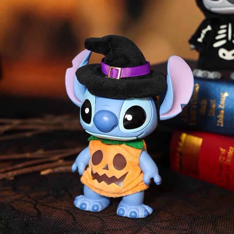 JC822-Enesco - Mischievous Stitch Figure - Pumpkin Wizard
