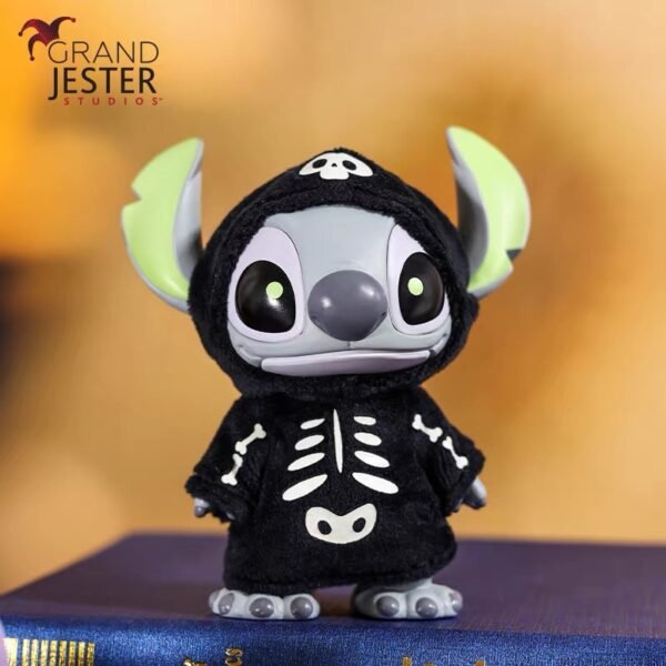 JC844-Mischievous Stitch Figure - Luminous Skull
