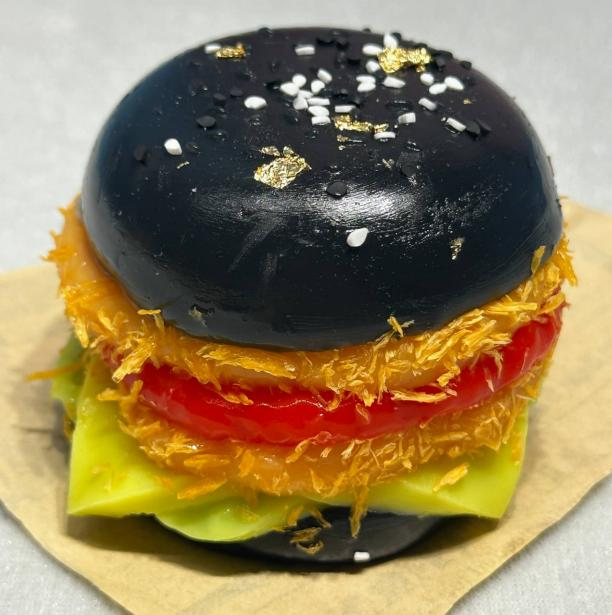 JC1115-Black‑Gold Fried Chicken Cutlet Mini Burger