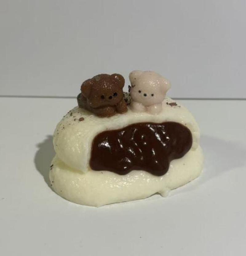 JC1166-Two Bears Lava Cake