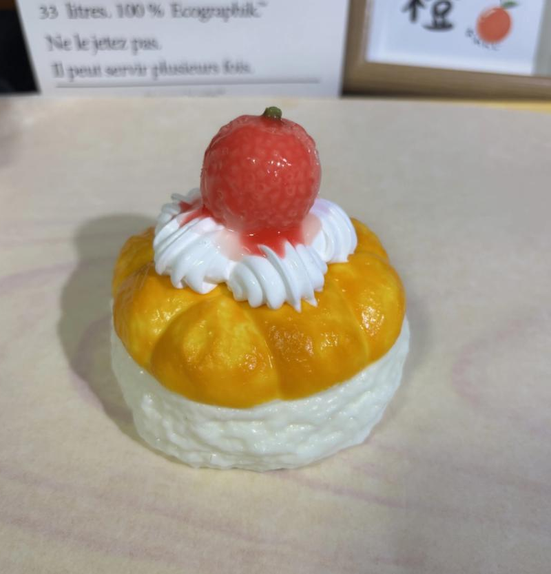 JC1184-Lychee Pineapple Bun