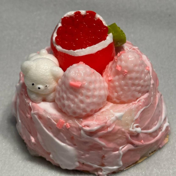 JC1190 JC1190-Frosted Strawberry Bear Cake