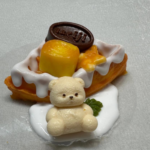 JC1213 JC1213-Triangle Waffle Sitting Bear