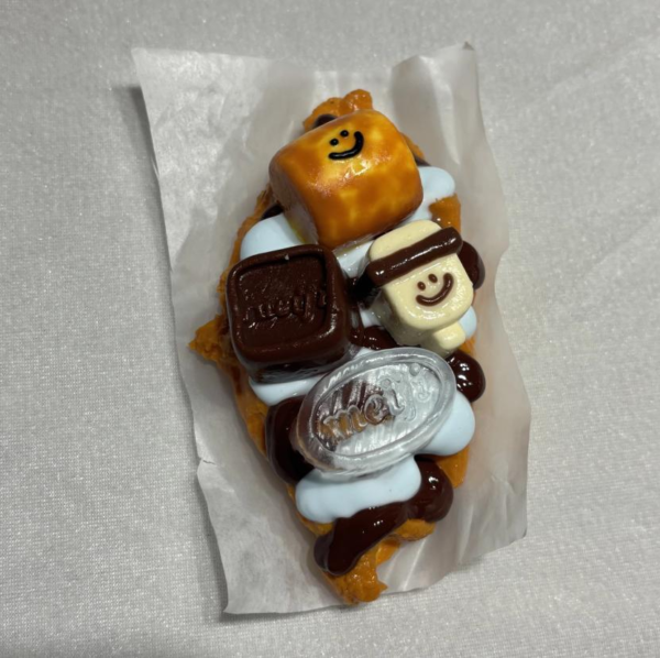 JC1221 JC1221-Smiley Crispy Chocolate Boat