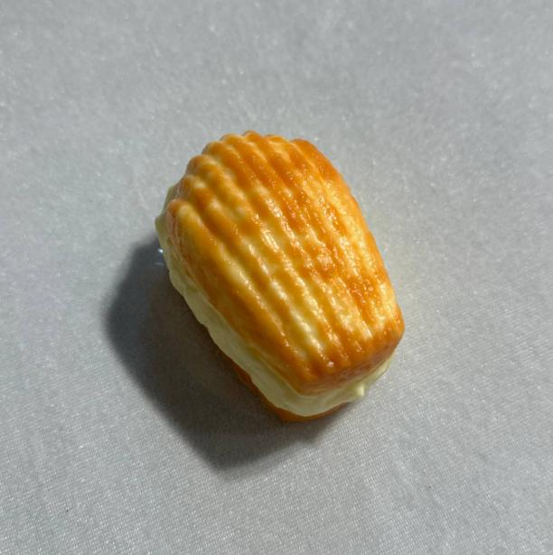 JC1258-Madeleine Cake
