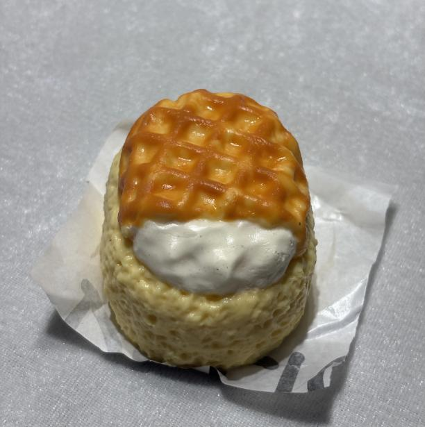 JC1264-Honeycomb Caramel Bun