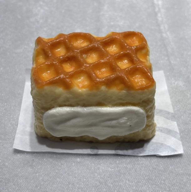 JC1266-Plaid Milk Square Pastry