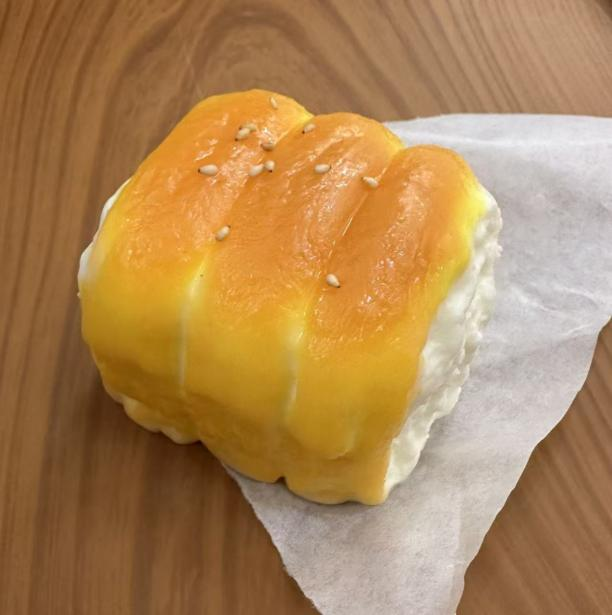 JC1294 JC1294-Sausage Stuffed Bun