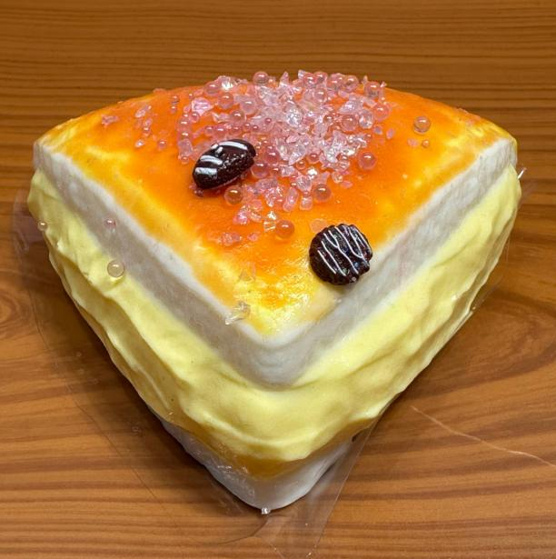 JC1309-Triangle Cheese Bun