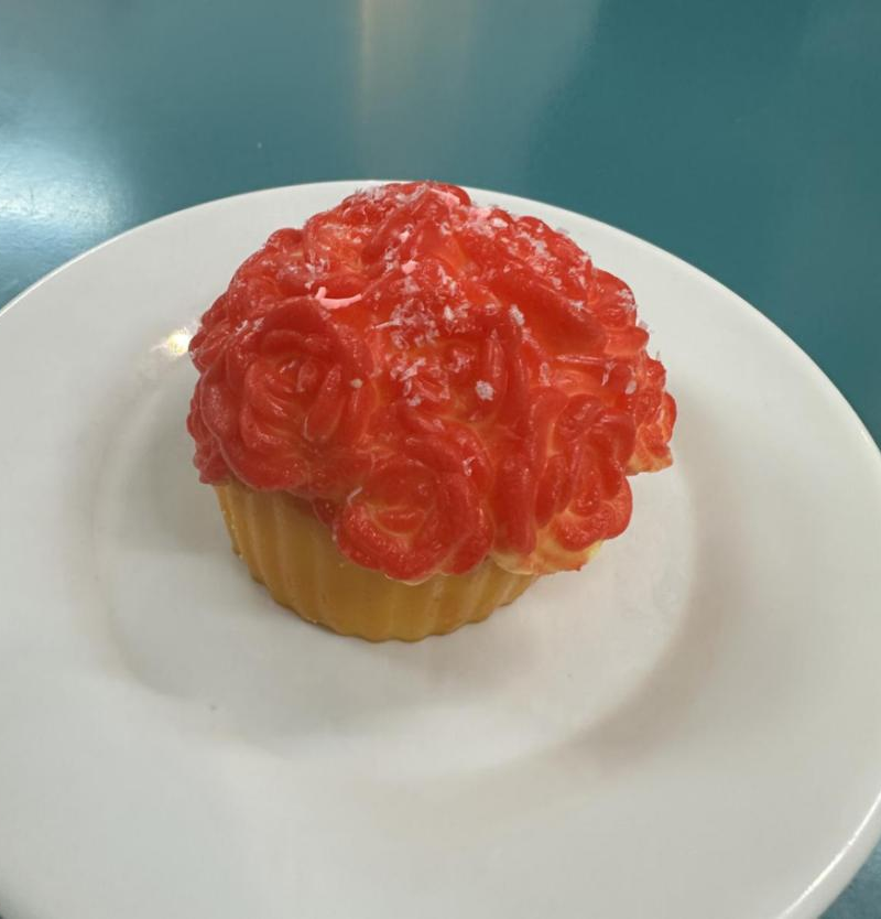 JC1339-Red Rose Cupcake
