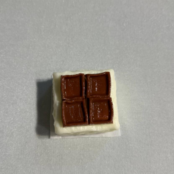 JC1373 JC1373-Four‑Grid Chocolate Block